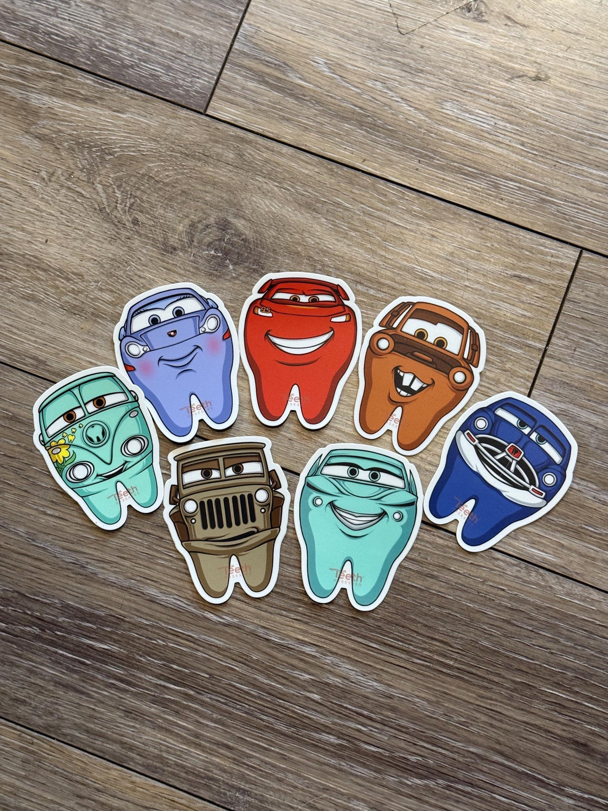 Dental Tooth Sticker: Waterproof Vinyl Decal for Dental Professionals