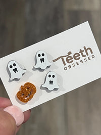 Glow in the Dark Halloween Stud Earrings: Ghost, Bat, Pumpkin, Skull